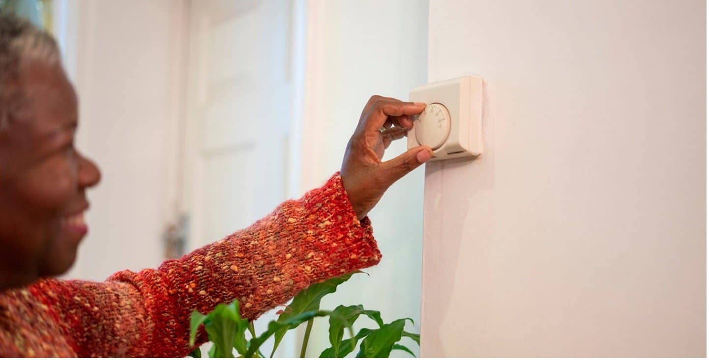 raising thermostat to heat house